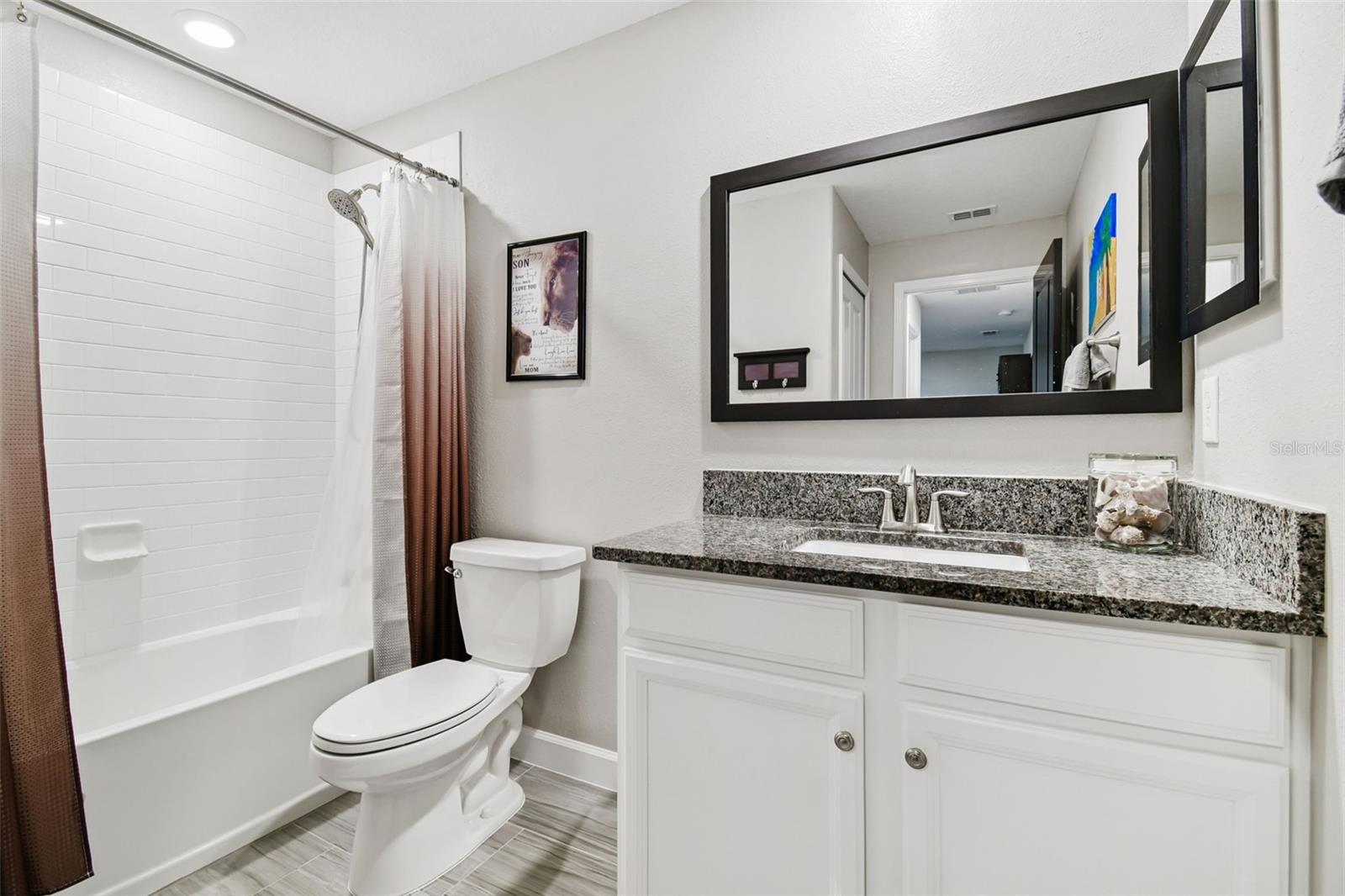 TOWNES AT CYPRESS RANCH - Residential