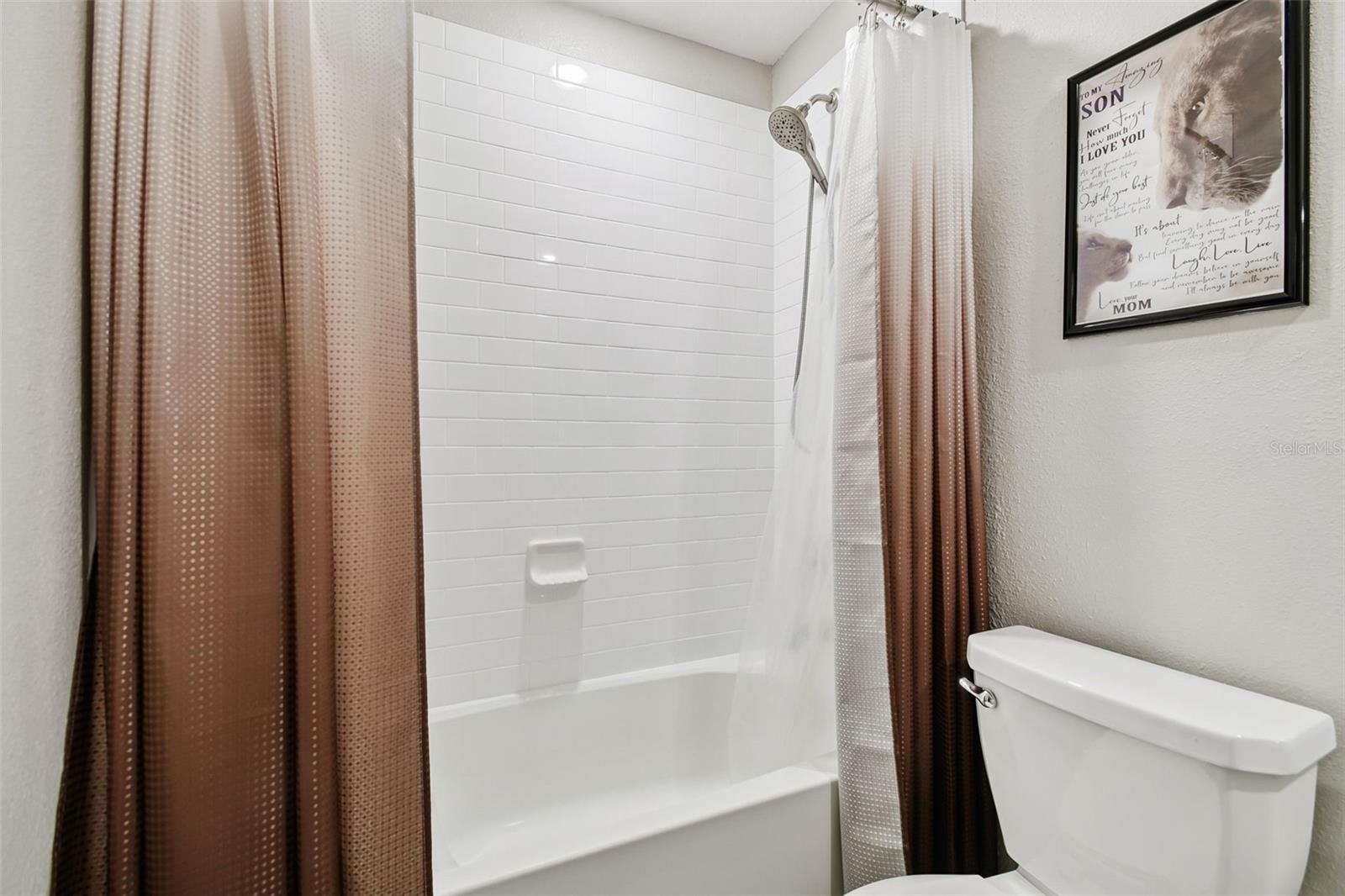 TOWNES AT CYPRESS RANCH - Residential