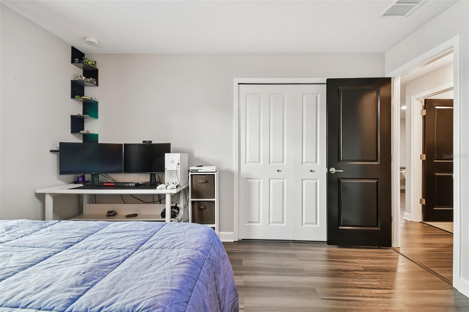 TOWNES AT CYPRESS RANCH - Residential