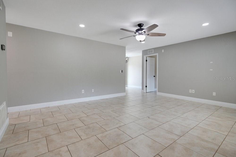 811 OSCEOLA TRAIL