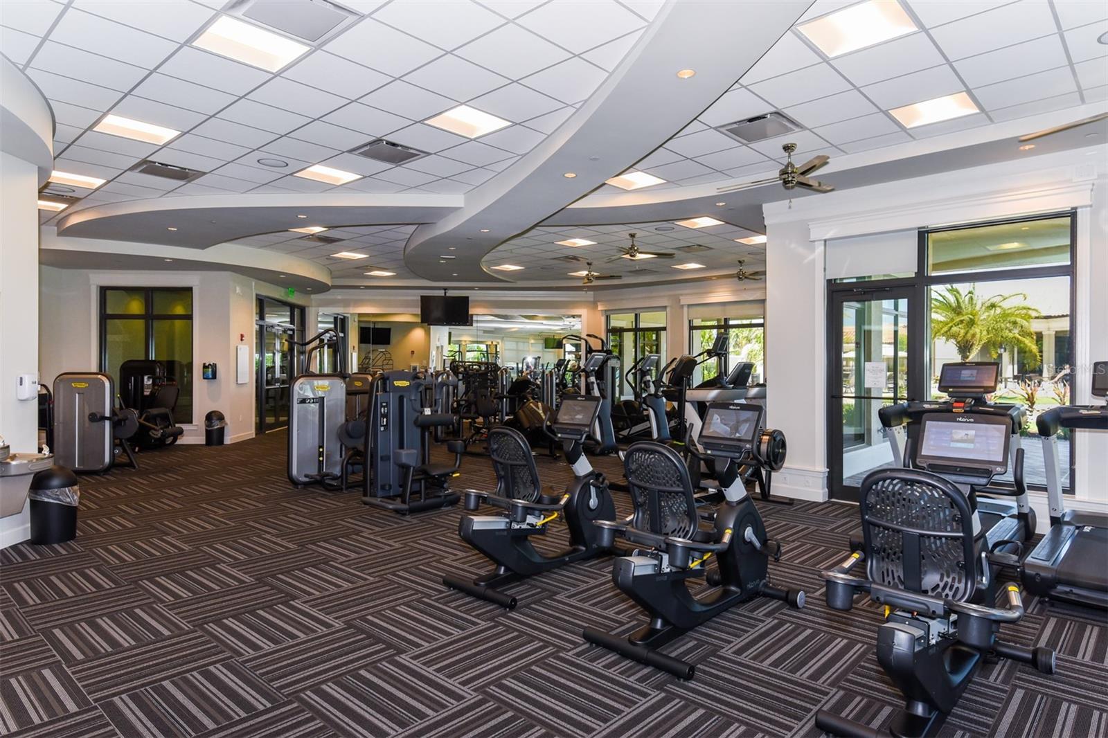 LAKEWOOD NATIONAL - Residential Lease