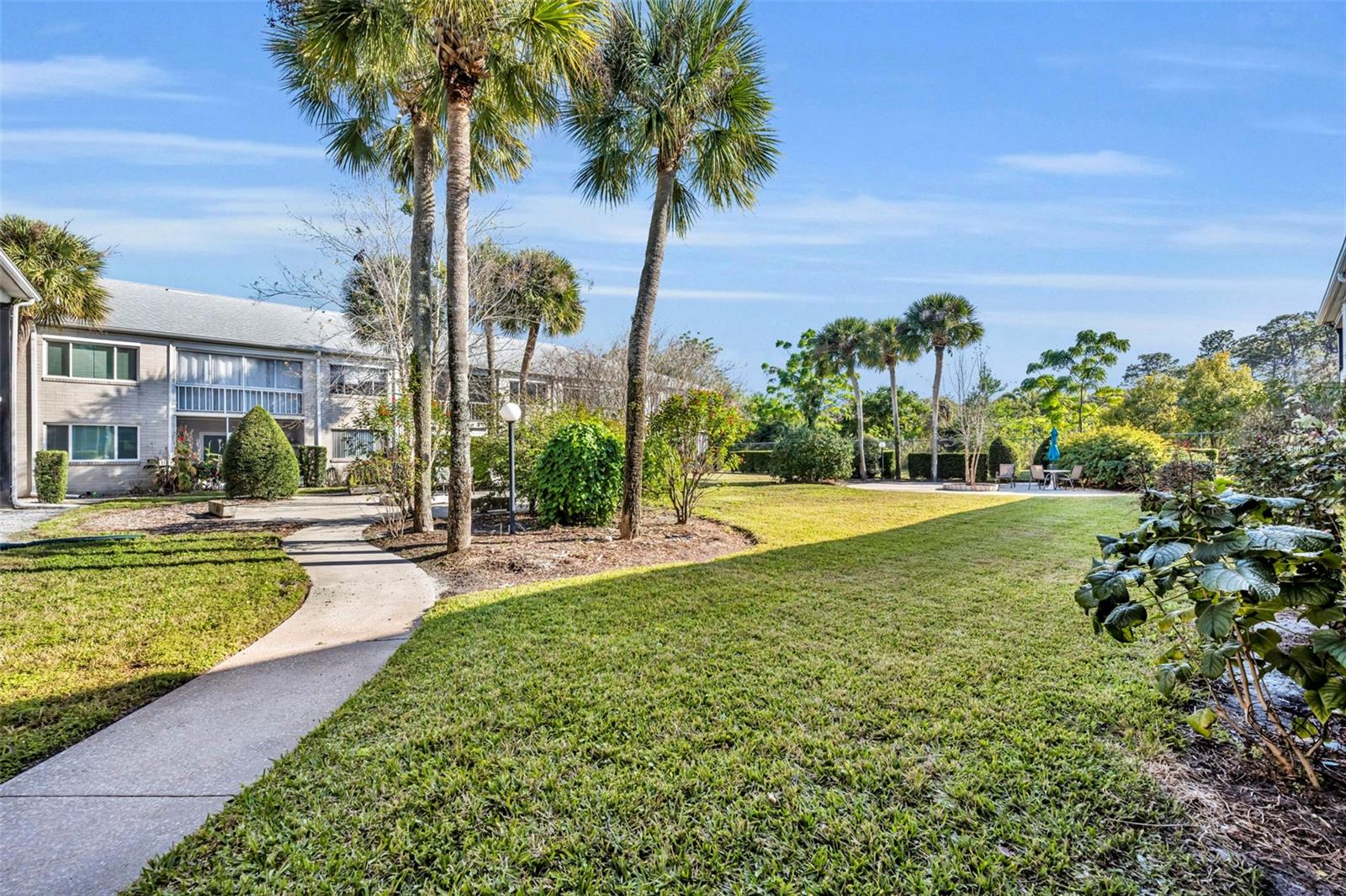 MEAD GARDEN - Residential