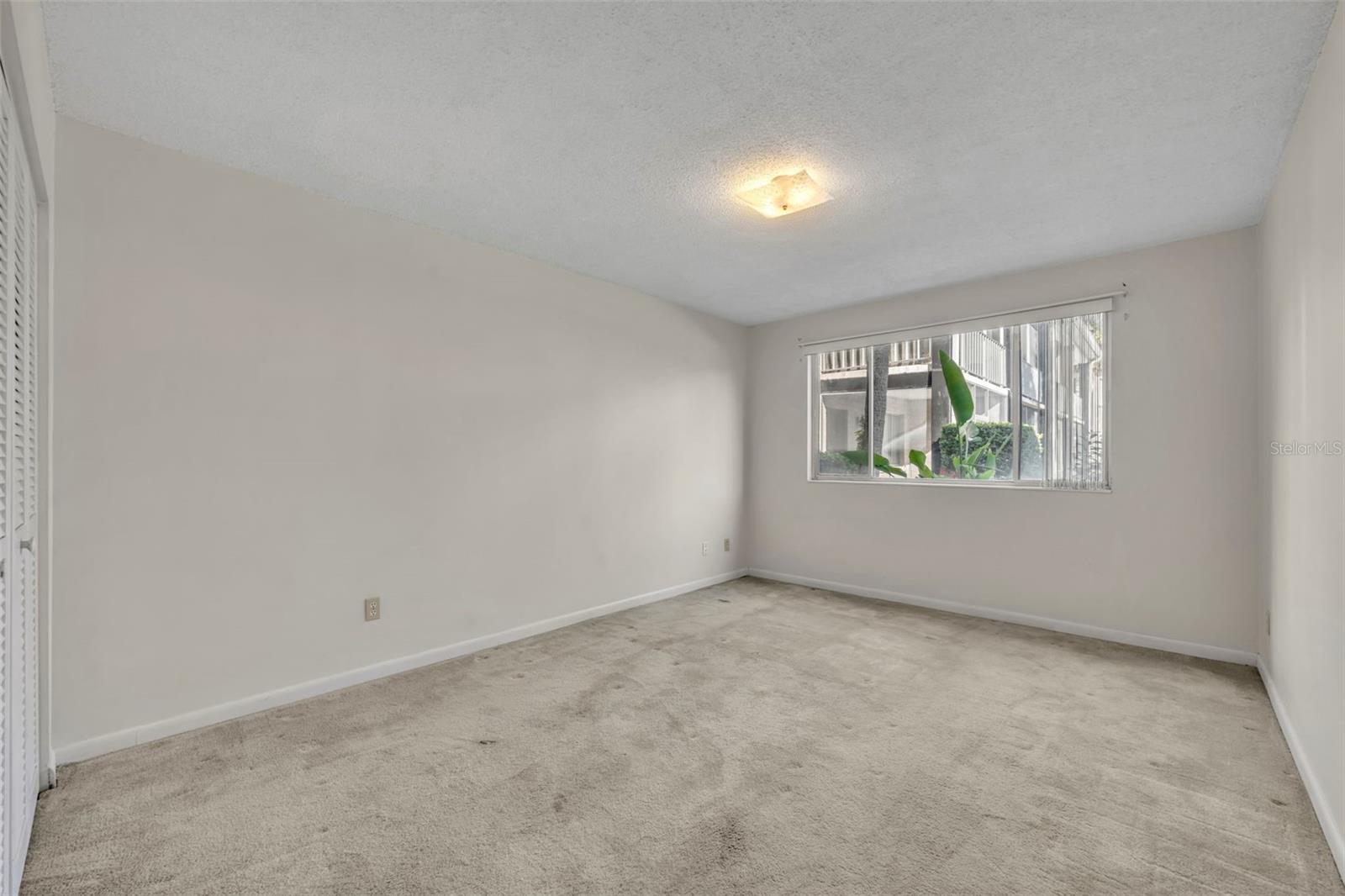 MEAD GARDEN - Residential