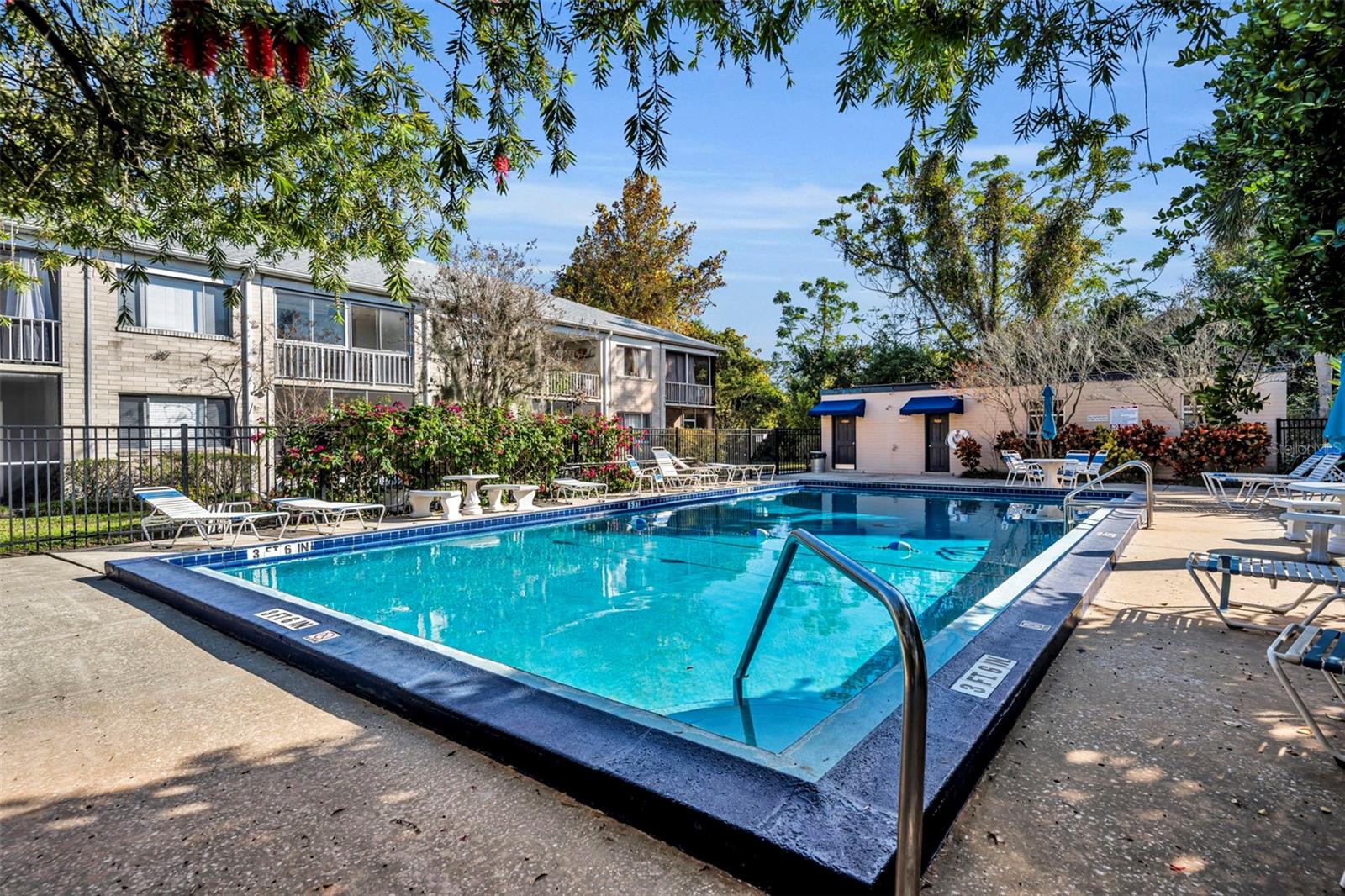 MEAD GARDEN - Residential