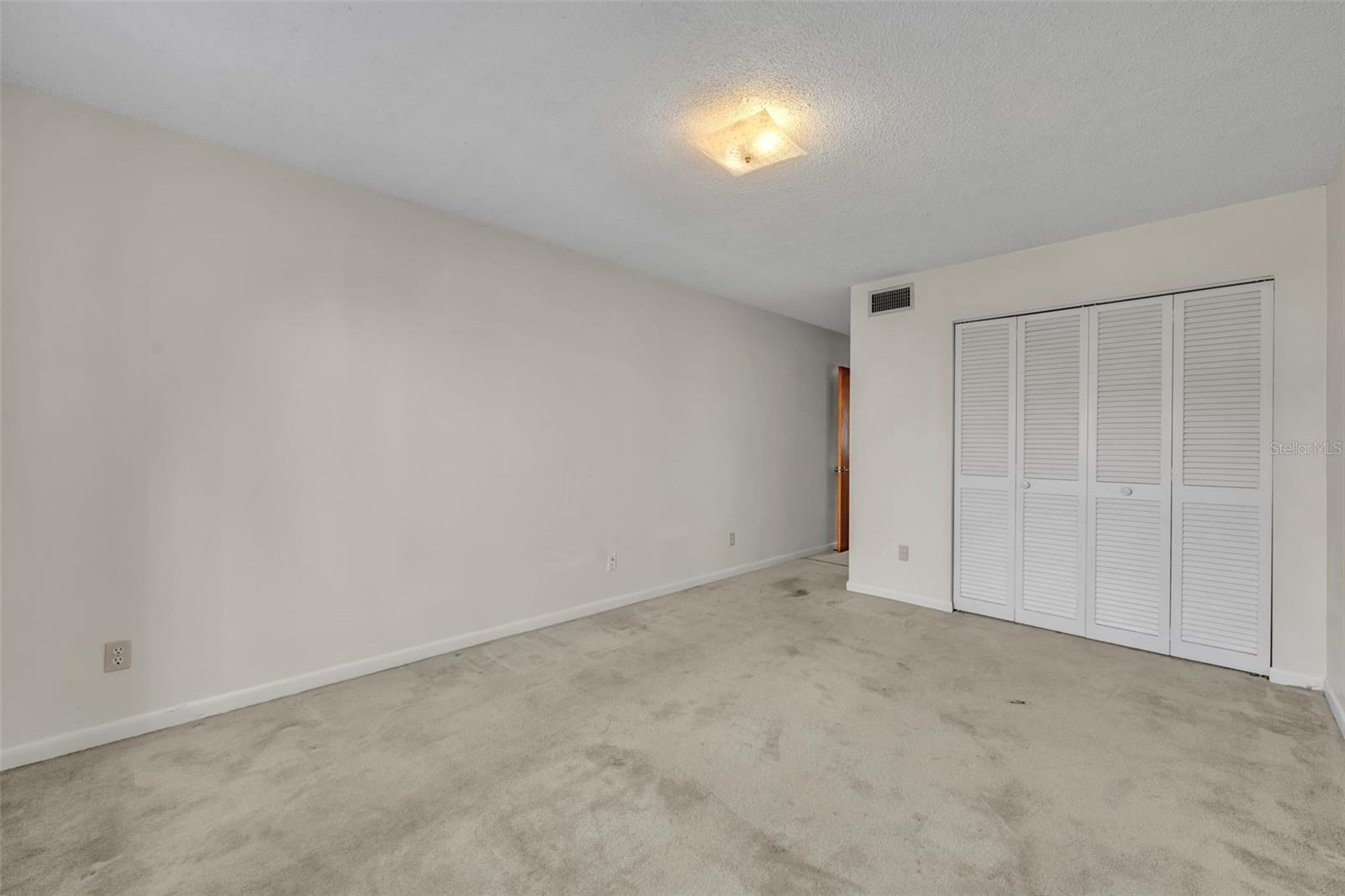 MEAD GARDEN - Residential