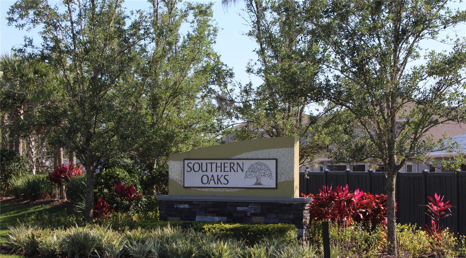 SOUTHERN OAKS PH I & II - Residential Lease