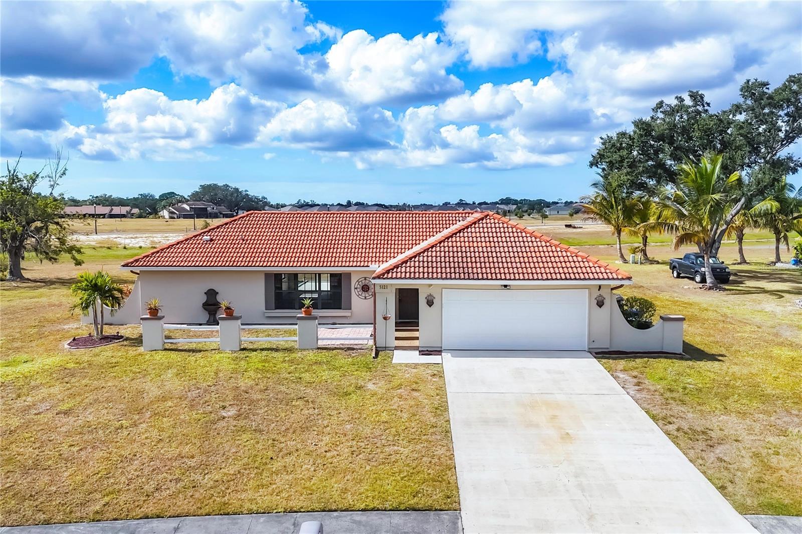 NORTH PORT CHARLOTTE COUNTRY CLUB - Residential