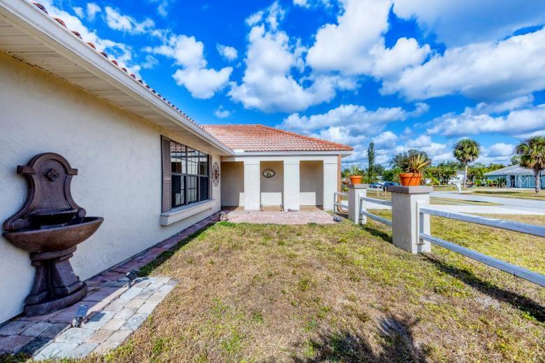 NORTH PORT CHARLOTTE COUNTRY CLUB - Residential