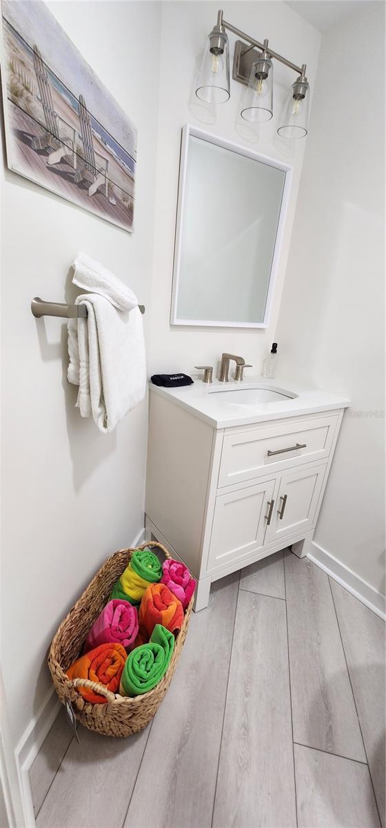 WANDER RESIDENCES OF TIERRA VERDE - Residential Lease