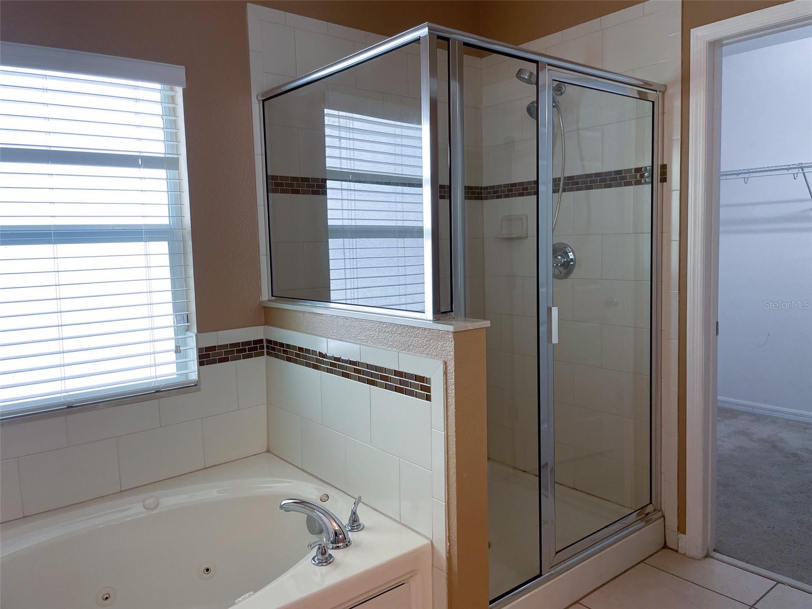 ASHEBROOK - Residential Lease