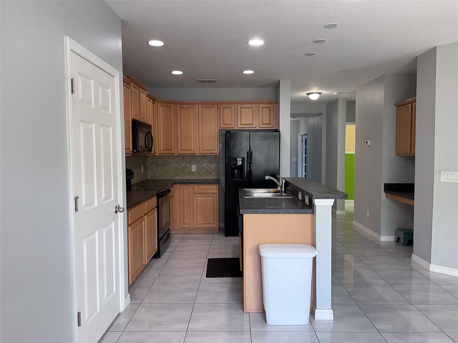 ASHEBROOK - Residential Lease