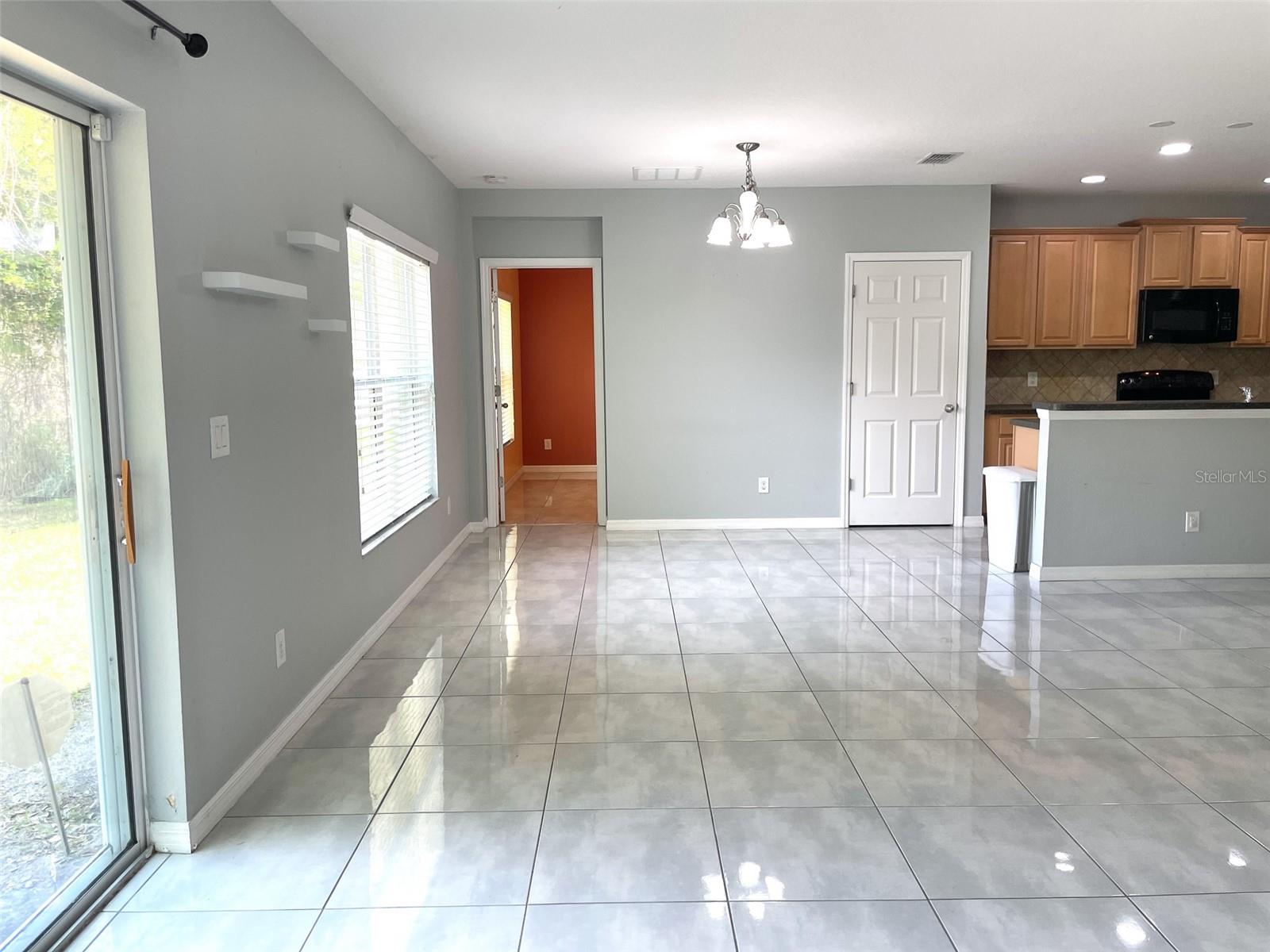 ASHEBROOK - Residential Lease