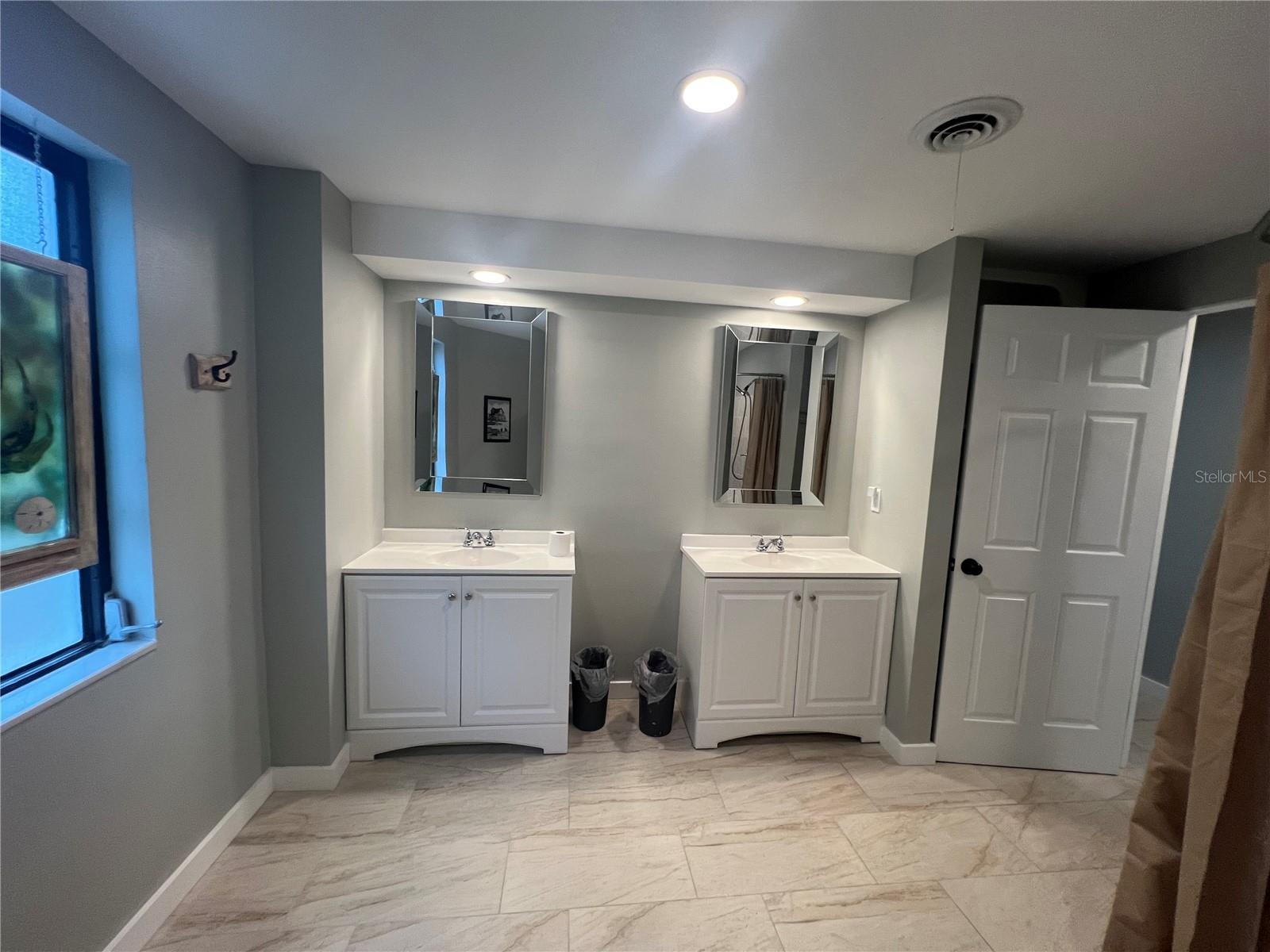 SUNCOAST HARBORS - Residential Lease