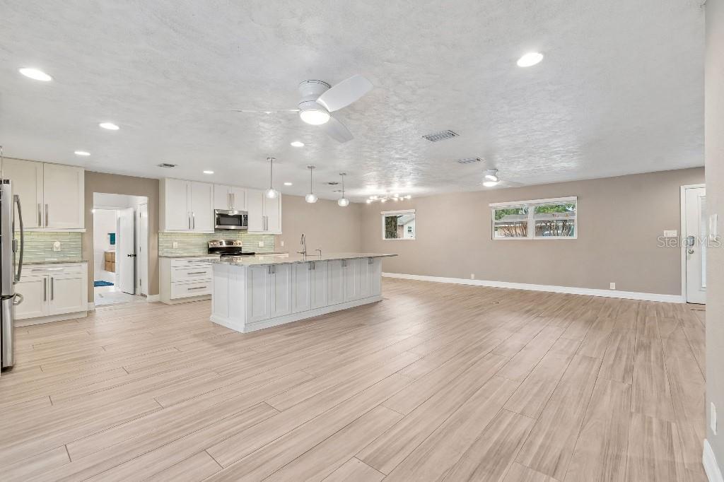 GREEN MEADOW ESTATES UN 2 - Residential