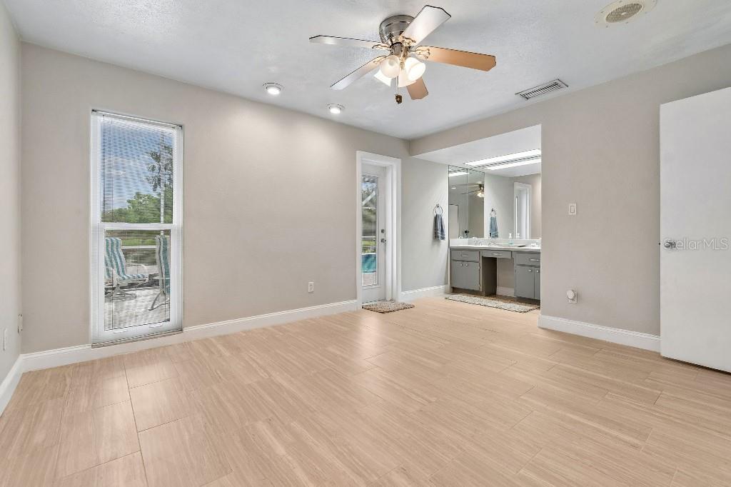 GREEN MEADOW ESTATES UN 2 - Residential