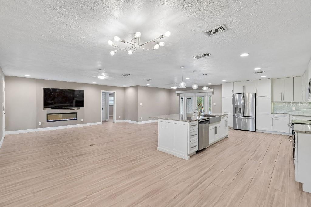 GREEN MEADOW ESTATES UN 2 - Residential