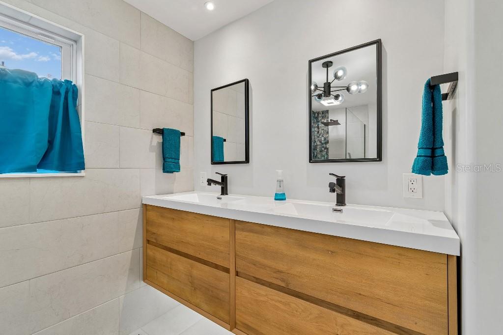 GREEN MEADOW ESTATES UN 2 - Residential