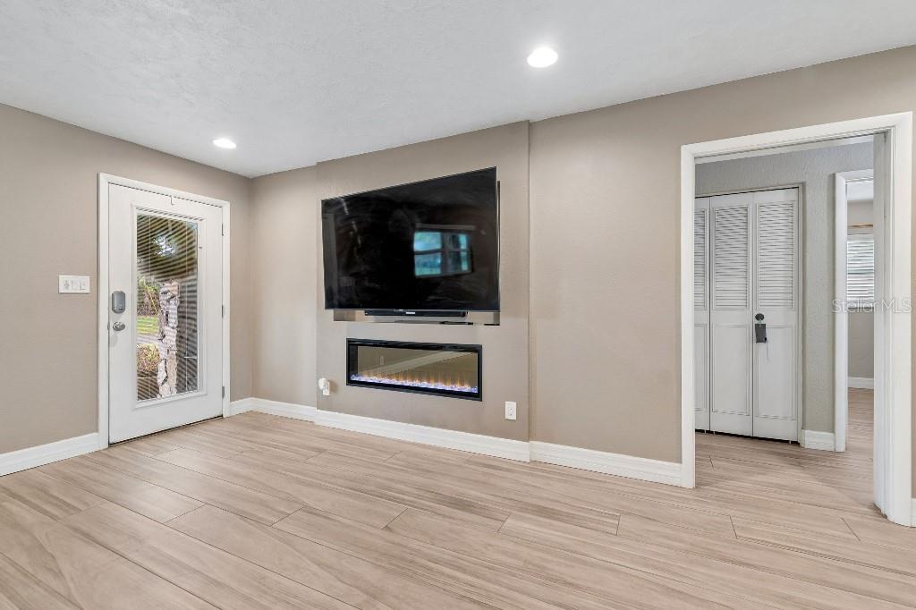 GREEN MEADOW ESTATES UN 2 - Residential