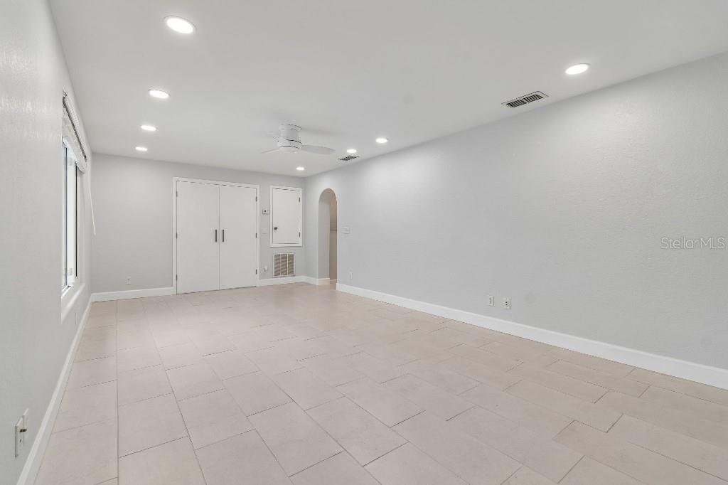 GREEN MEADOW ESTATES UN 2 - Residential