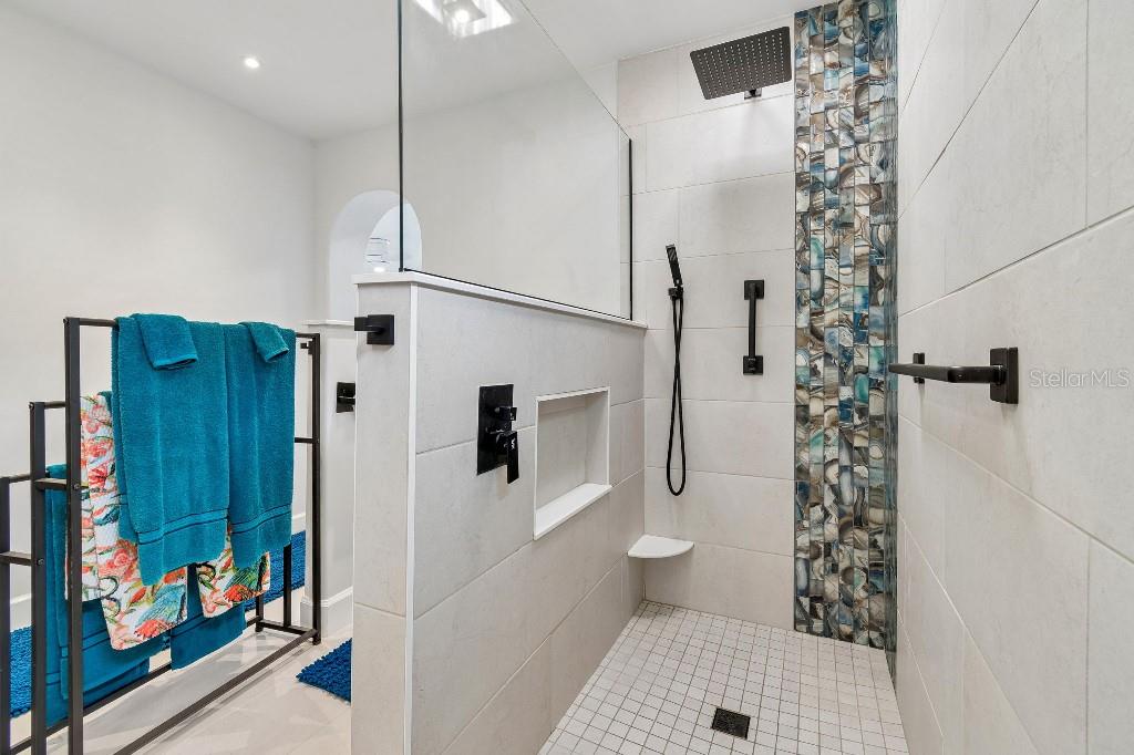 GREEN MEADOW ESTATES UN 2 - Residential