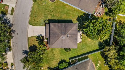 A home in ELLENTON