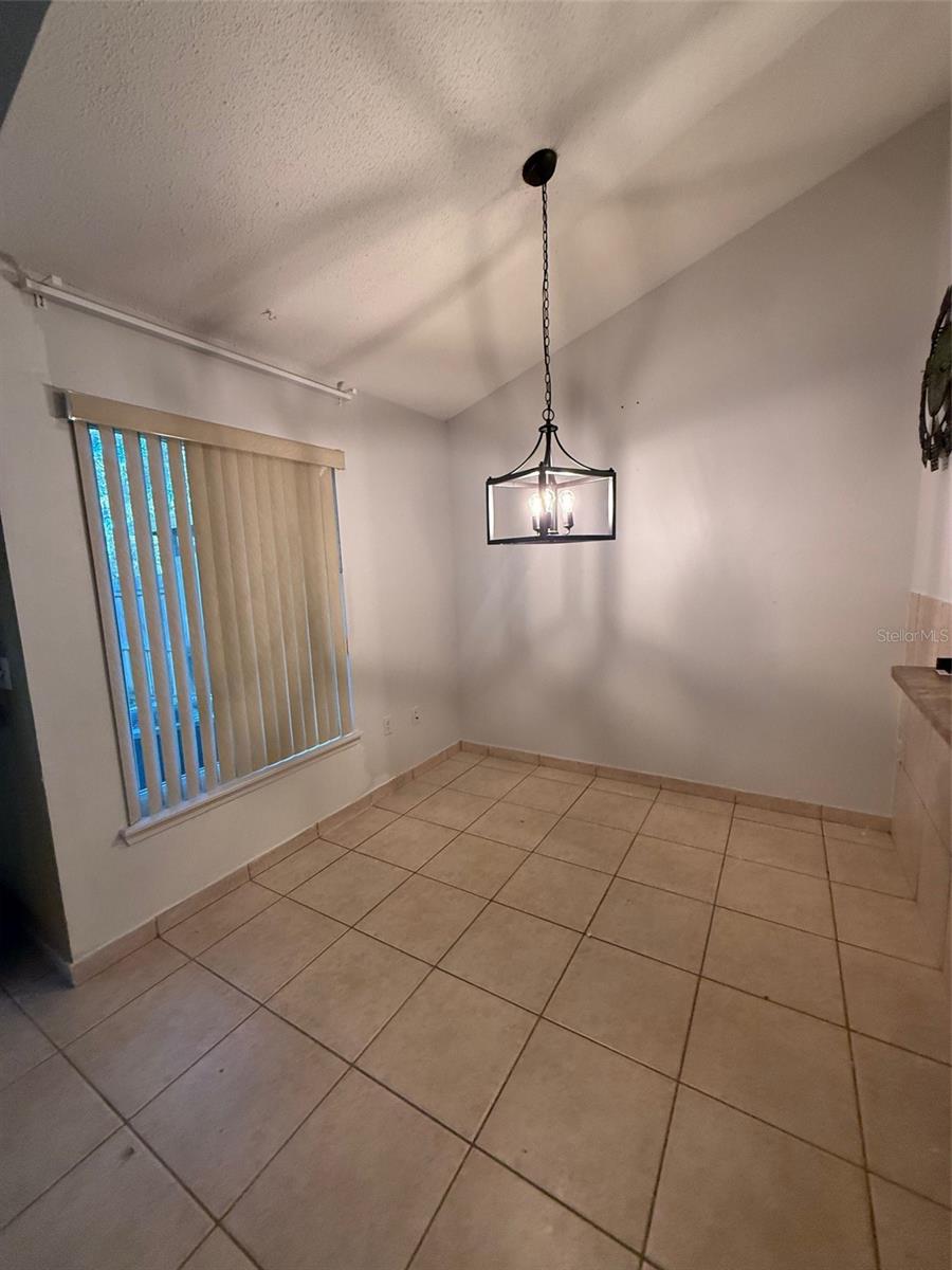 WESTSIDE TWNHMS - Residential Lease