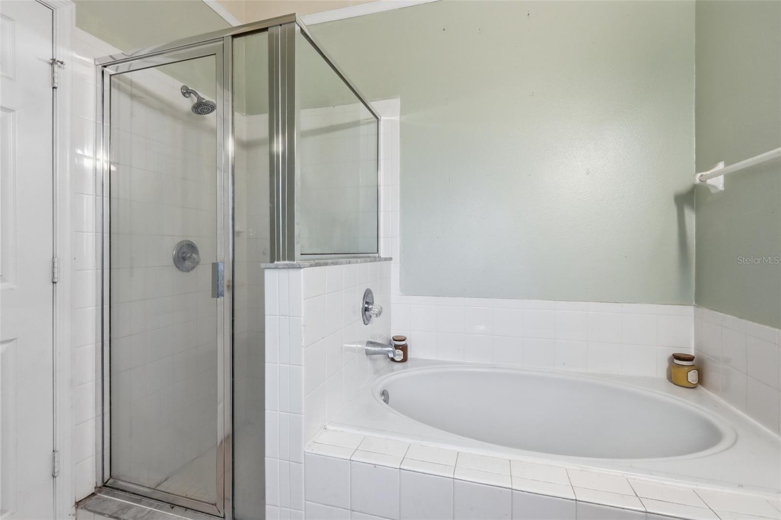 ROYAL RIDGE PH TWO-A - Residential