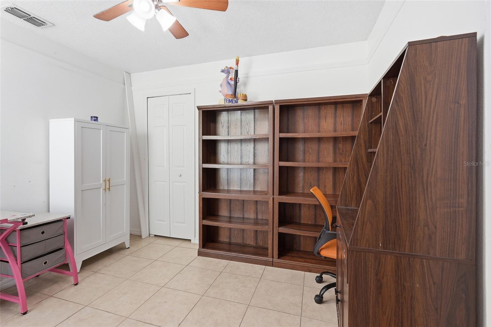 ROYAL RIDGE PH TWO-A - Residential