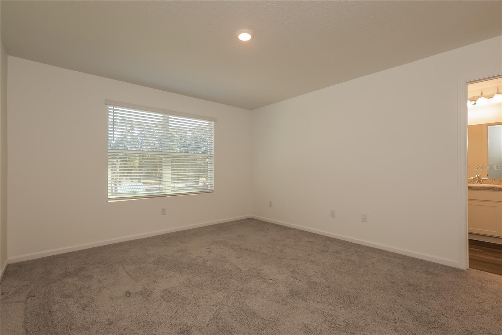 TYSON TWNHMS - Residential