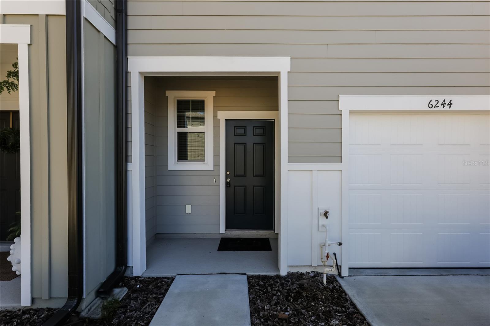 TYSON TWNHMS - Residential