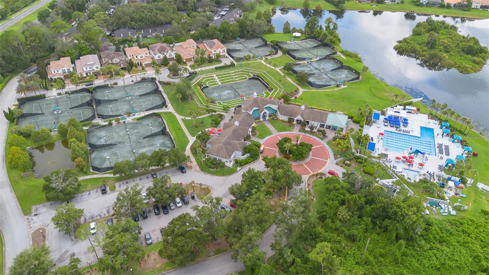 467 HAMPTONCREST CIRCLE 203