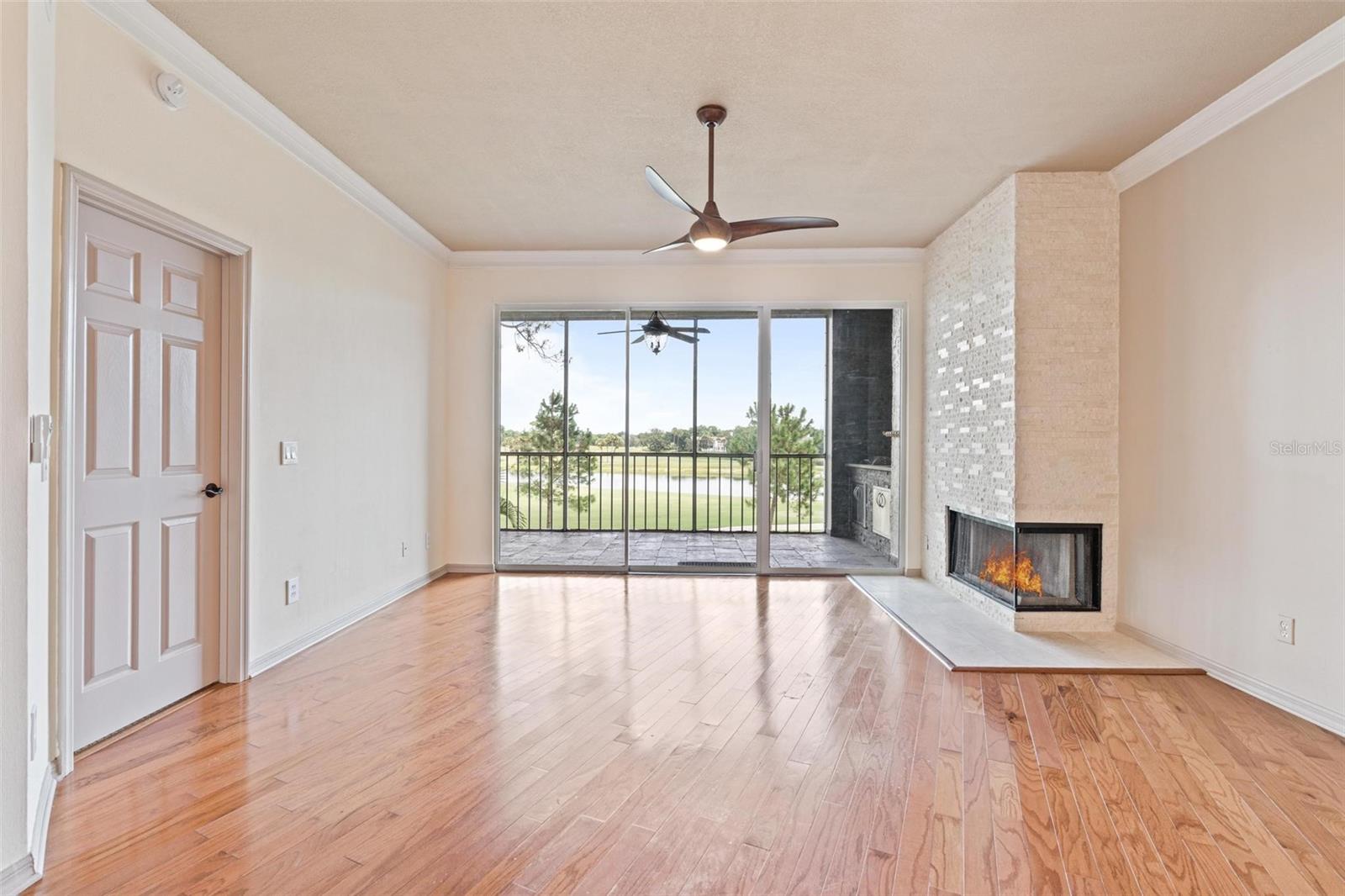 467 HAMPTONCREST CIRCLE 203