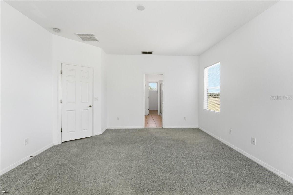 RESERVE/MDW LAKE A-I K M O Q T - Residential Lease