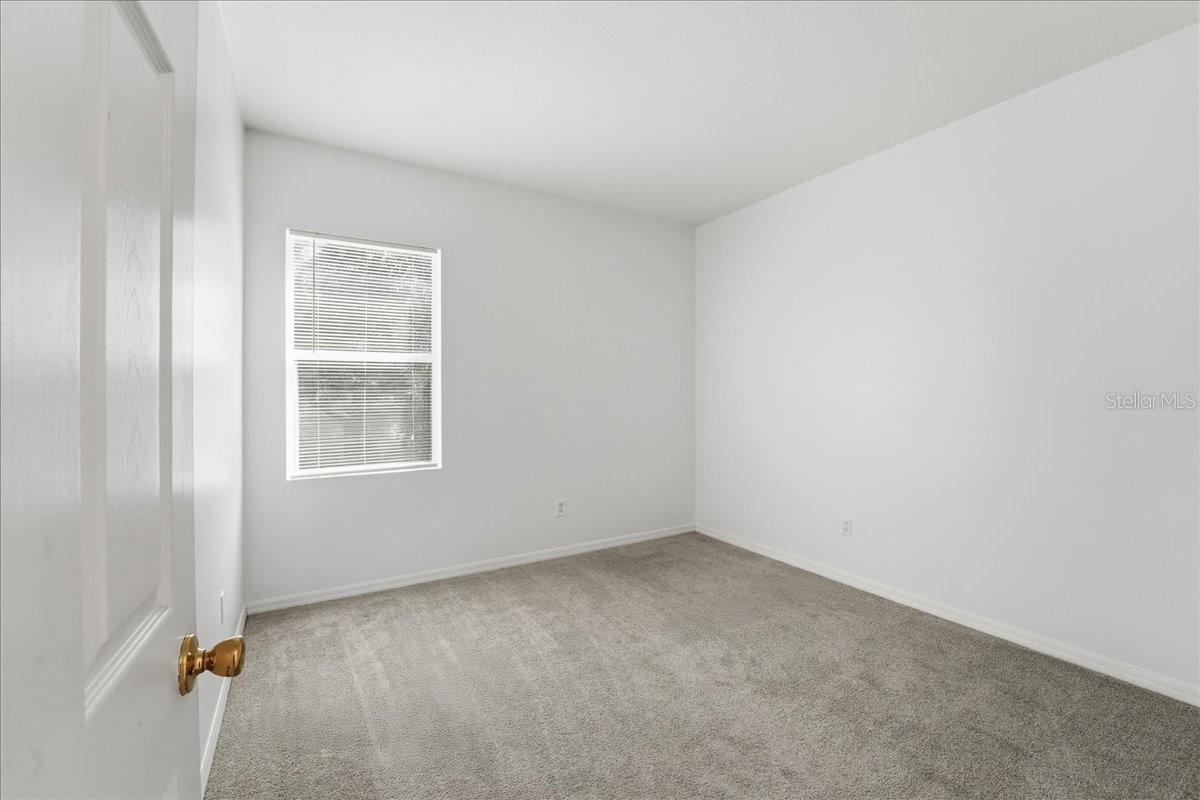 RESERVE/MDW LAKE A-I K M O Q T - Residential Lease