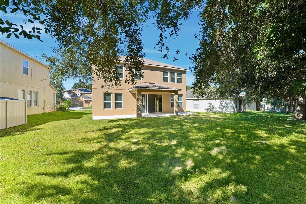 RESERVE/MDW LAKE A-I K M O Q T - Residential Lease