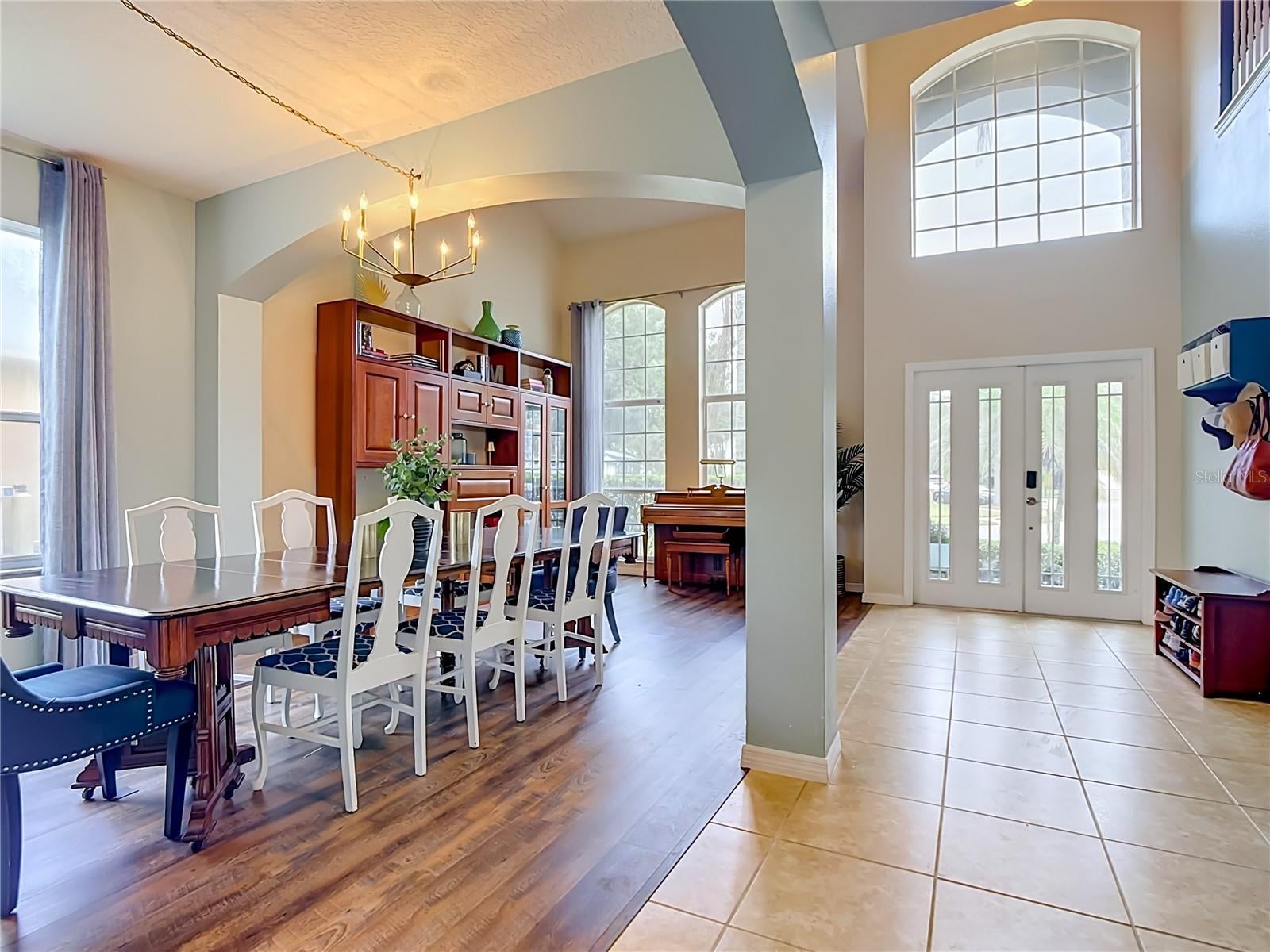 5028 COVEVIEW DRIVE