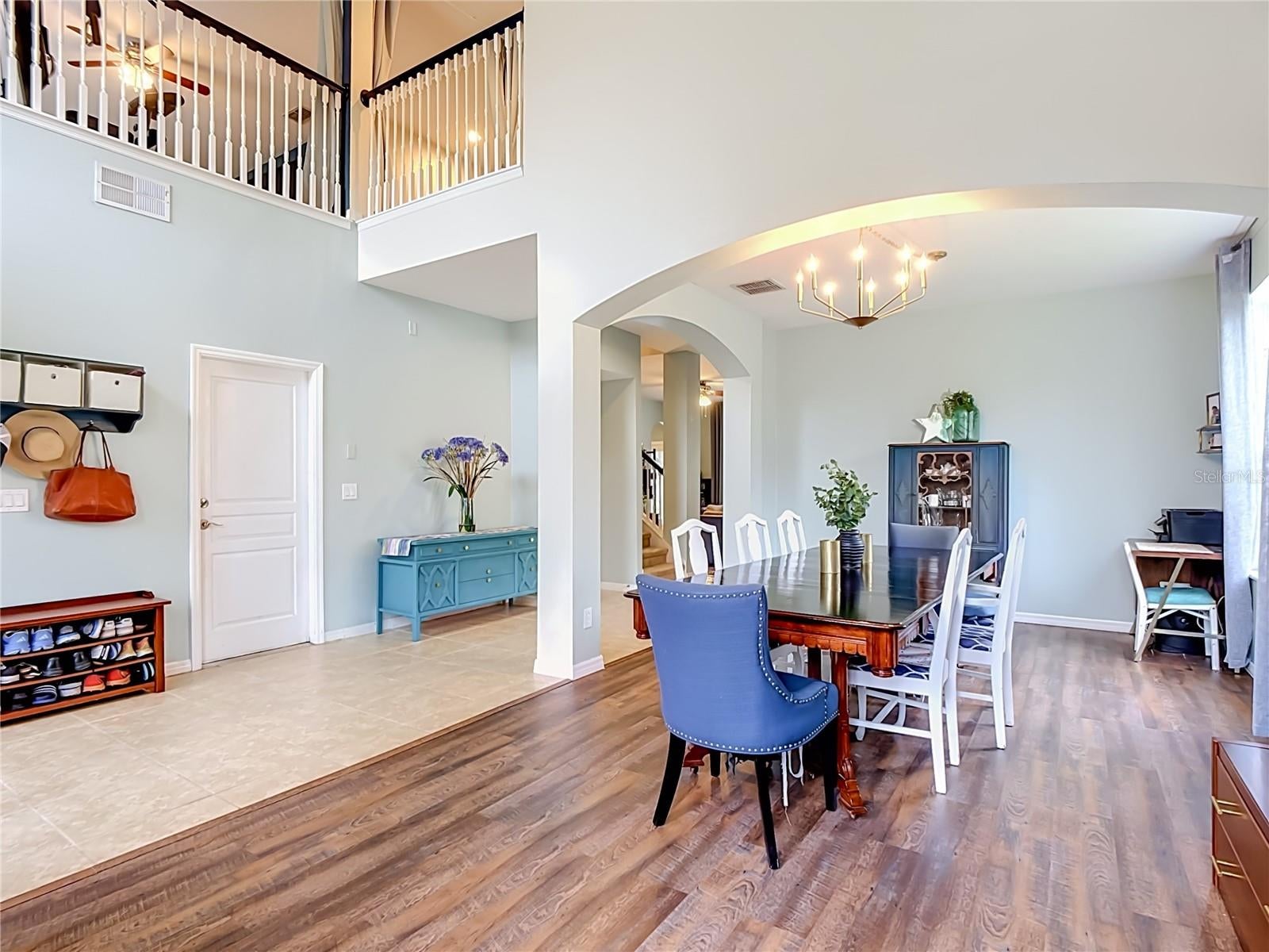 5028 COVEVIEW DRIVE