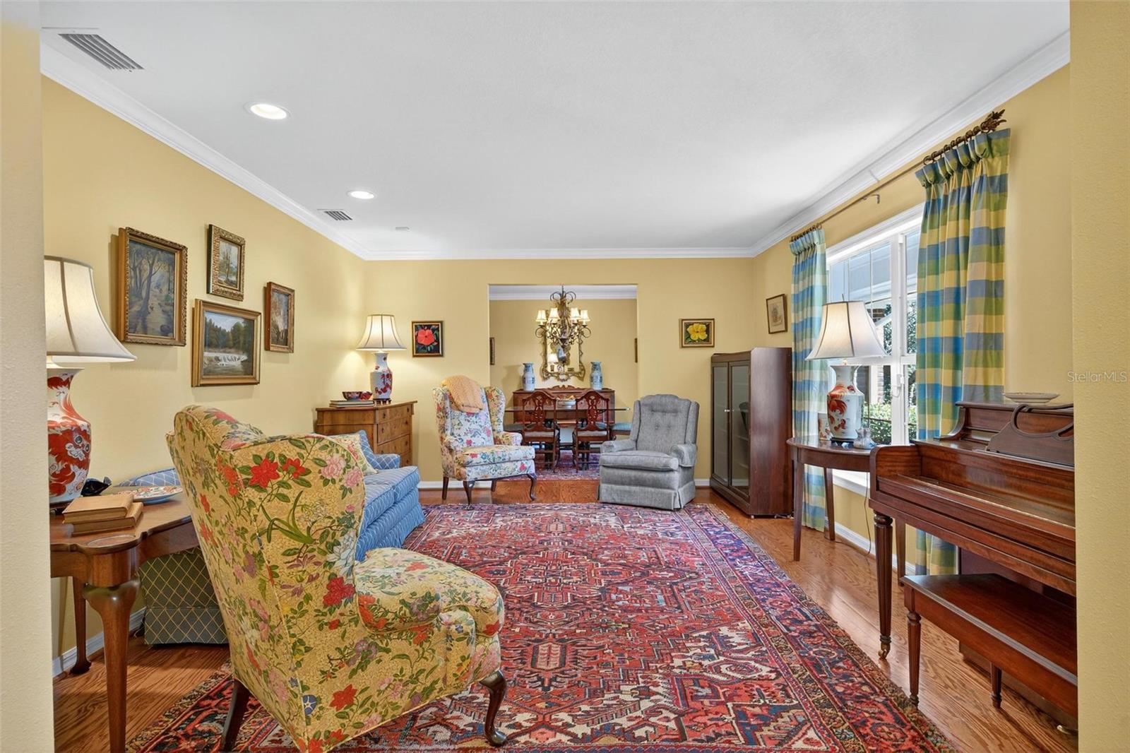 SOUTHERN OAKS - Residential