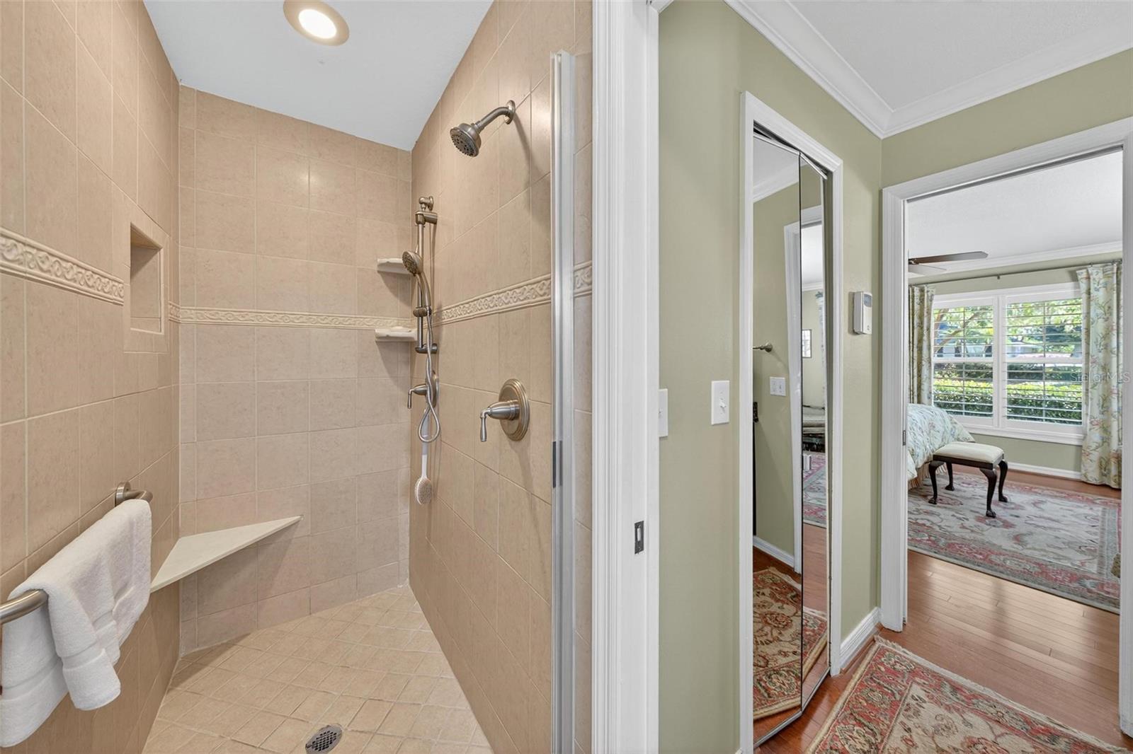 SOUTHERN OAKS - Residential