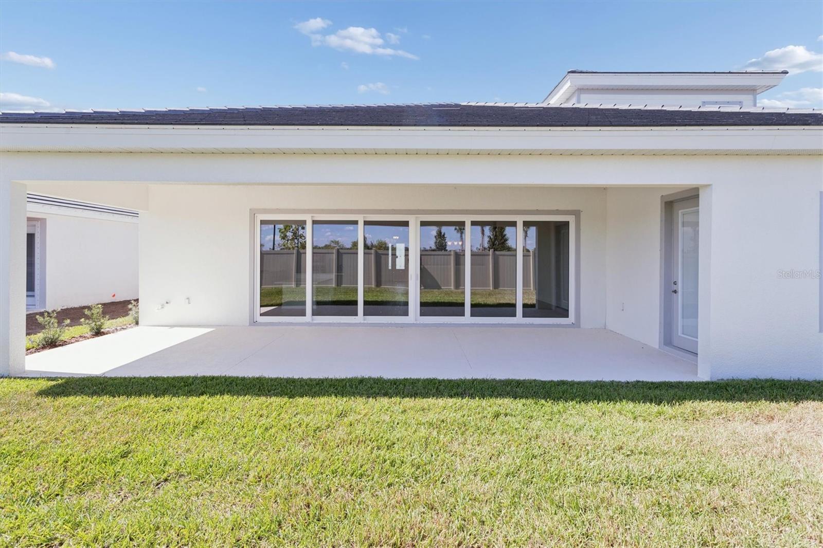 OAKFIELD TRAILS - Residential