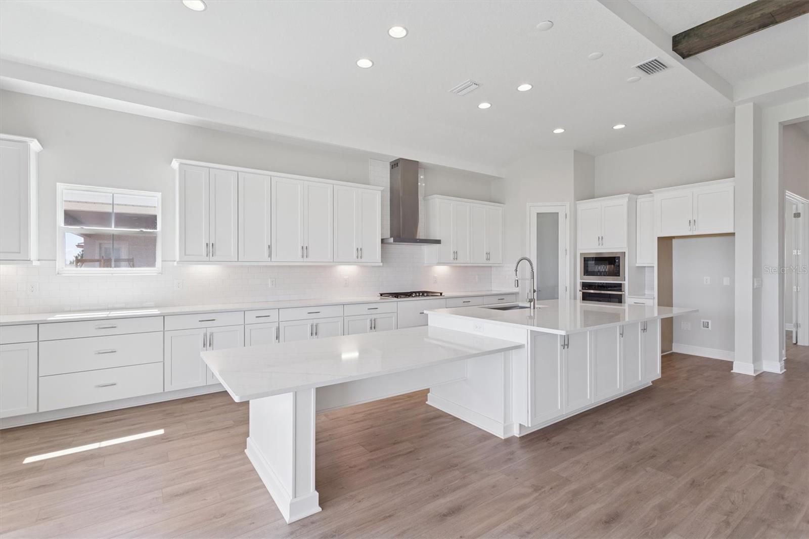 OAKFIELD TRAILS - Residential