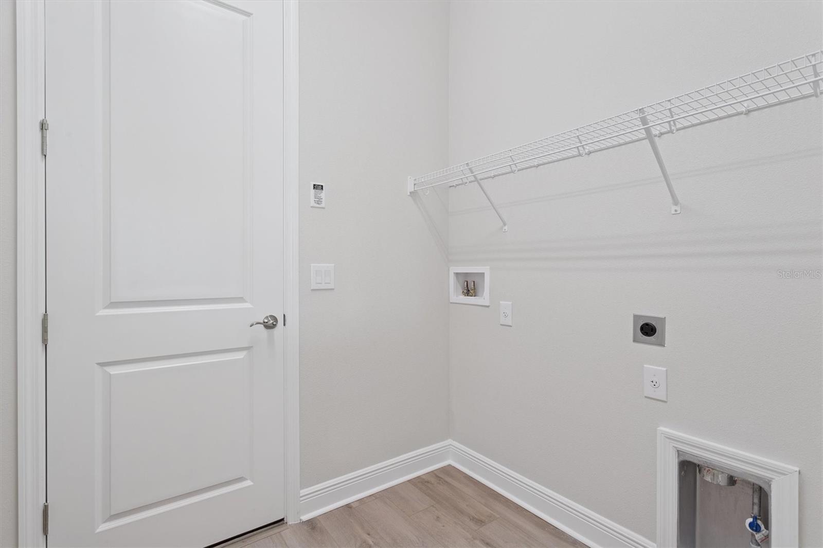 OAKFIELD TRAILS - Residential
