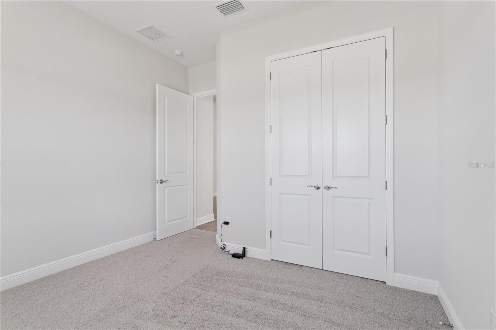 OAKFIELD TRAILS - Residential
