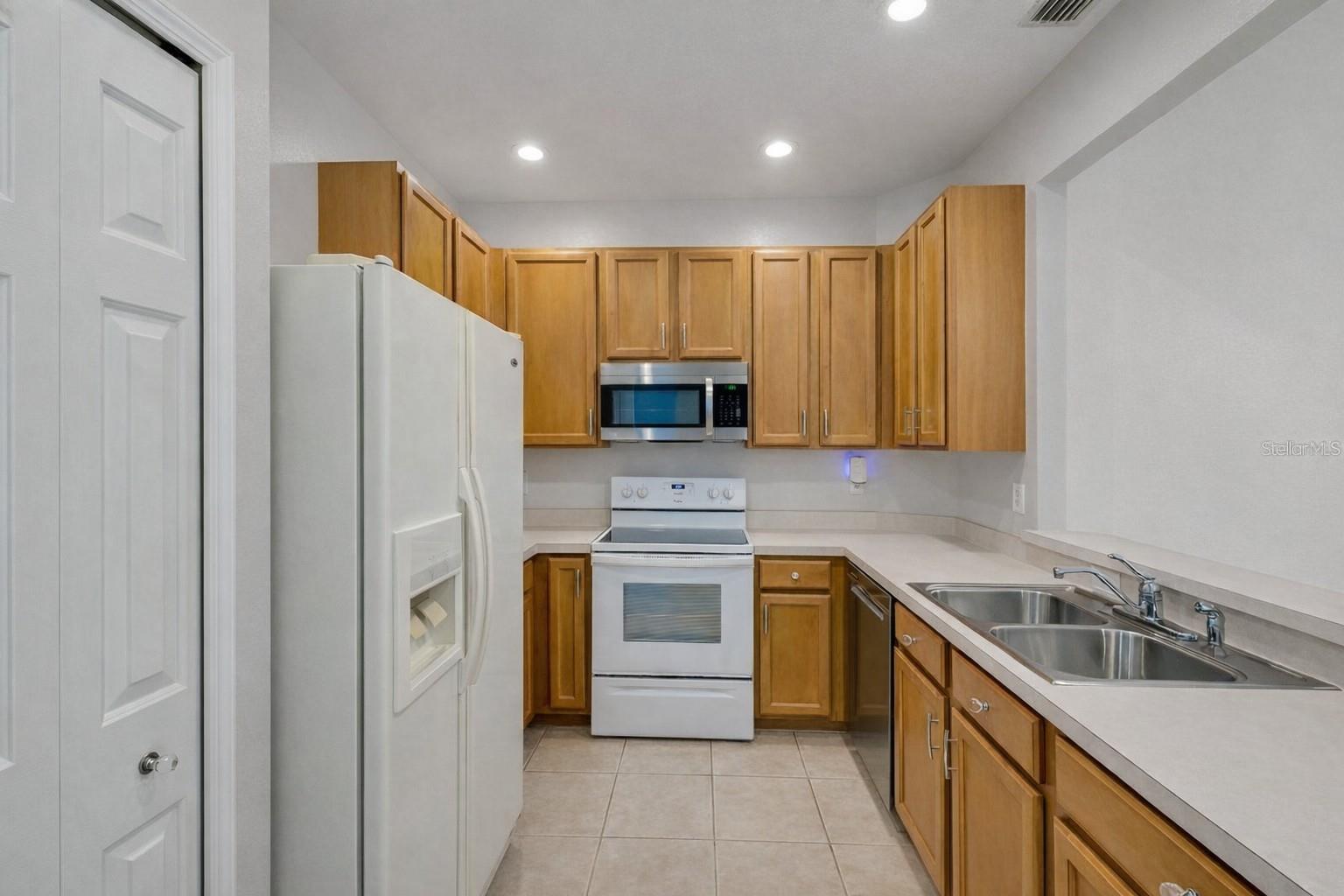 PARKRIDGE PH 33 & 19 - Residential Lease