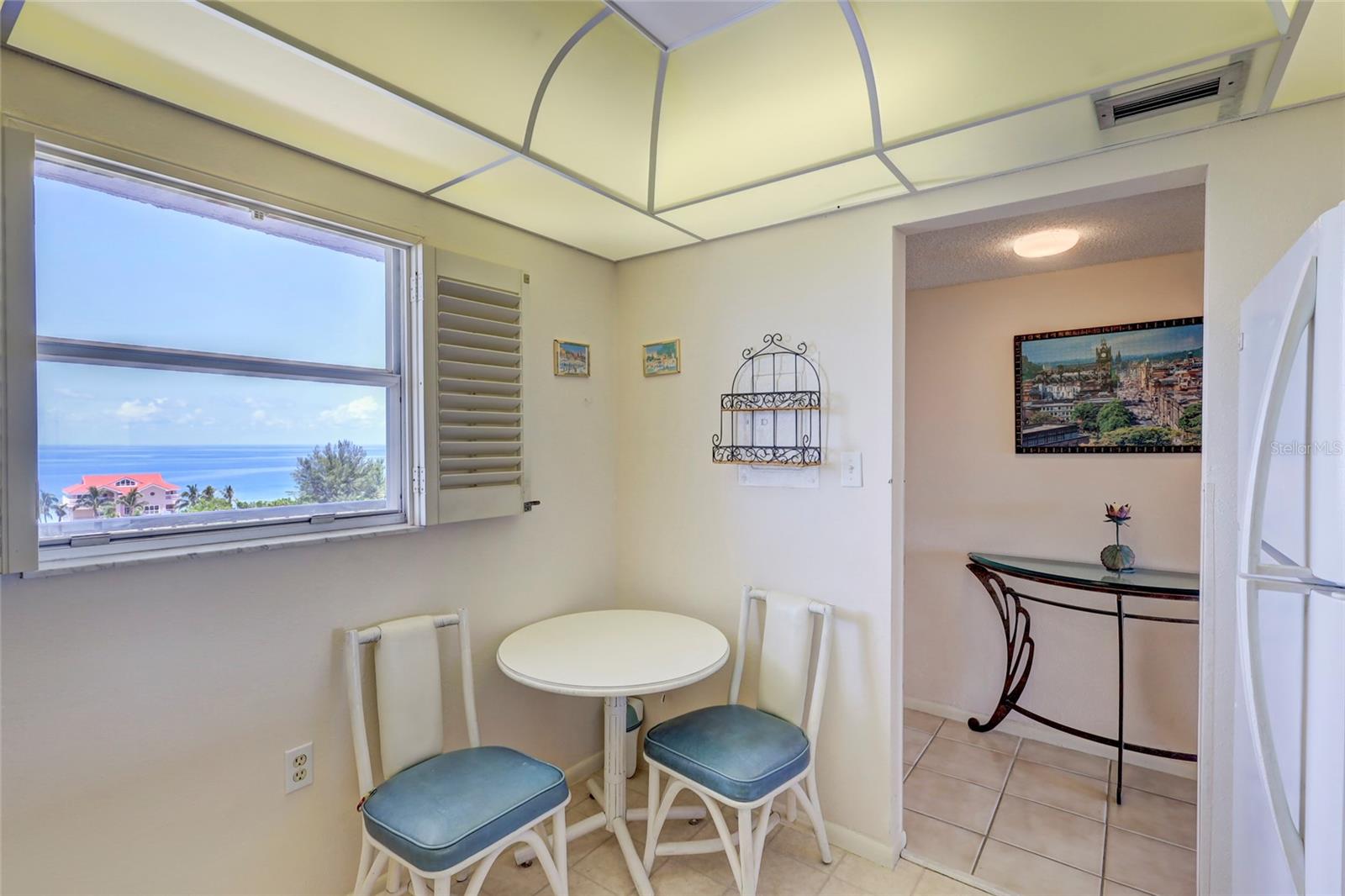 POINTE ON MIDNIGHT PASS - Residential