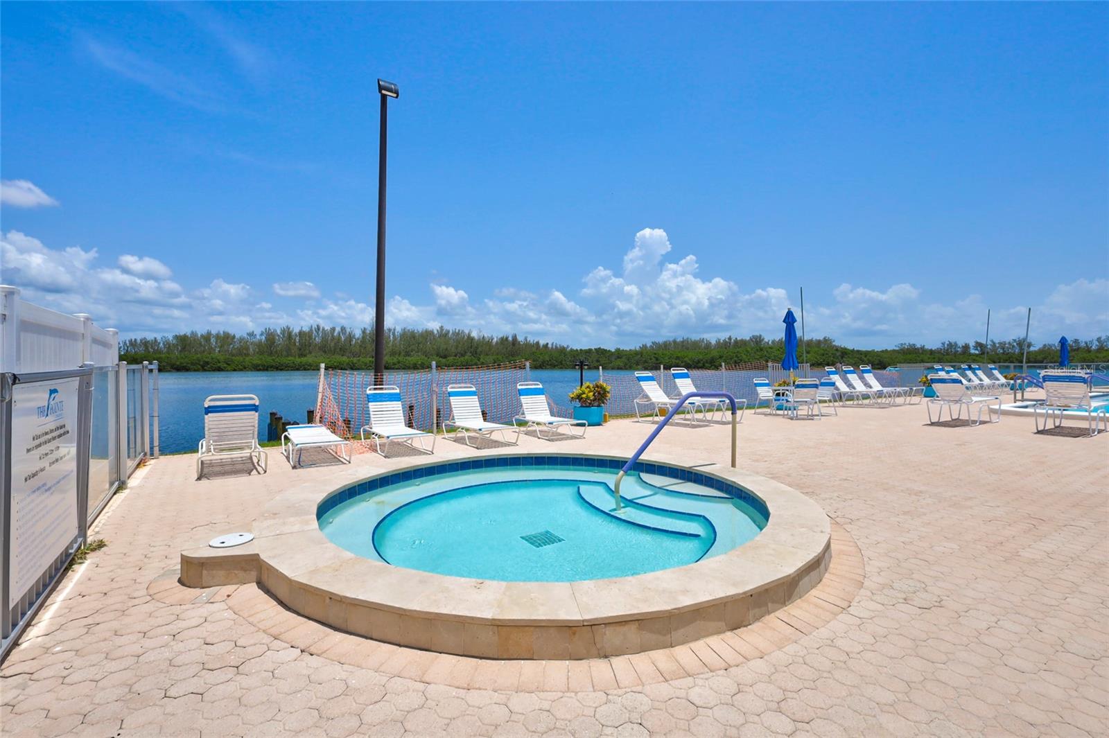 POINTE ON MIDNIGHT PASS - Residential