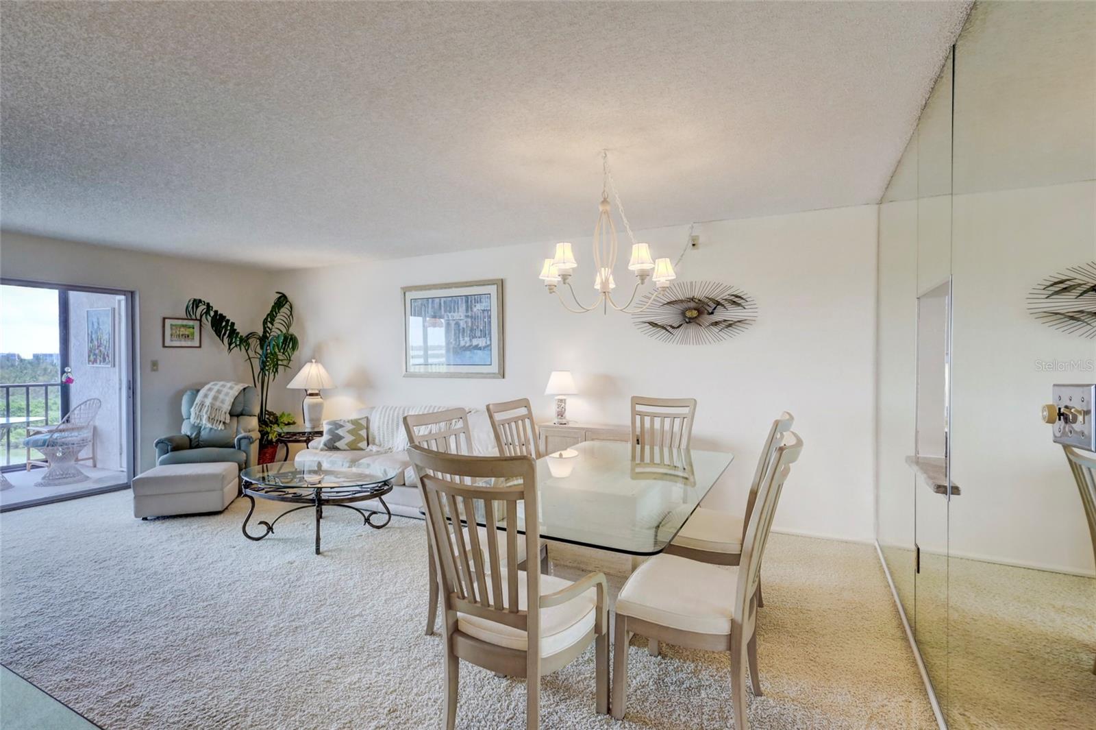 POINTE ON MIDNIGHT PASS - Residential