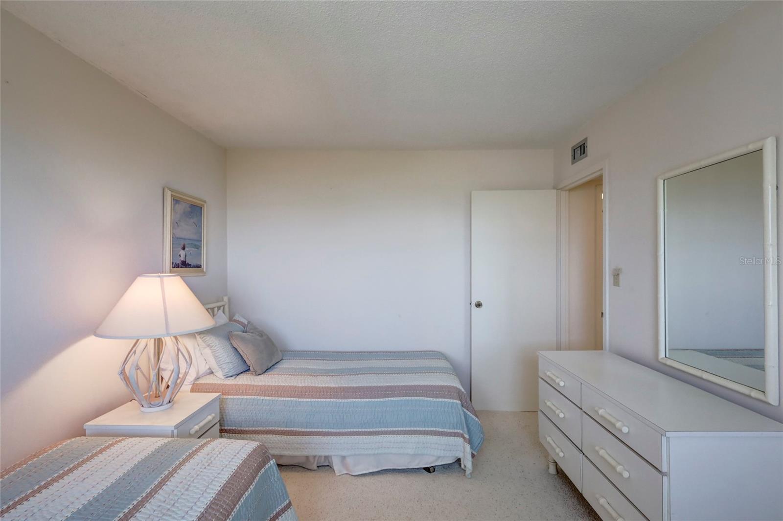 POINTE ON MIDNIGHT PASS - Residential