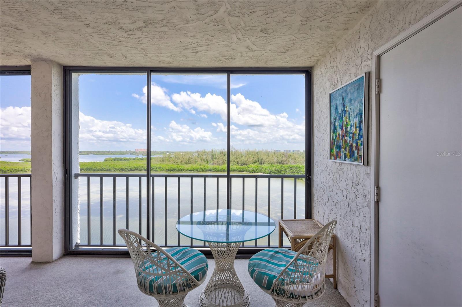 POINTE ON MIDNIGHT PASS - Residential