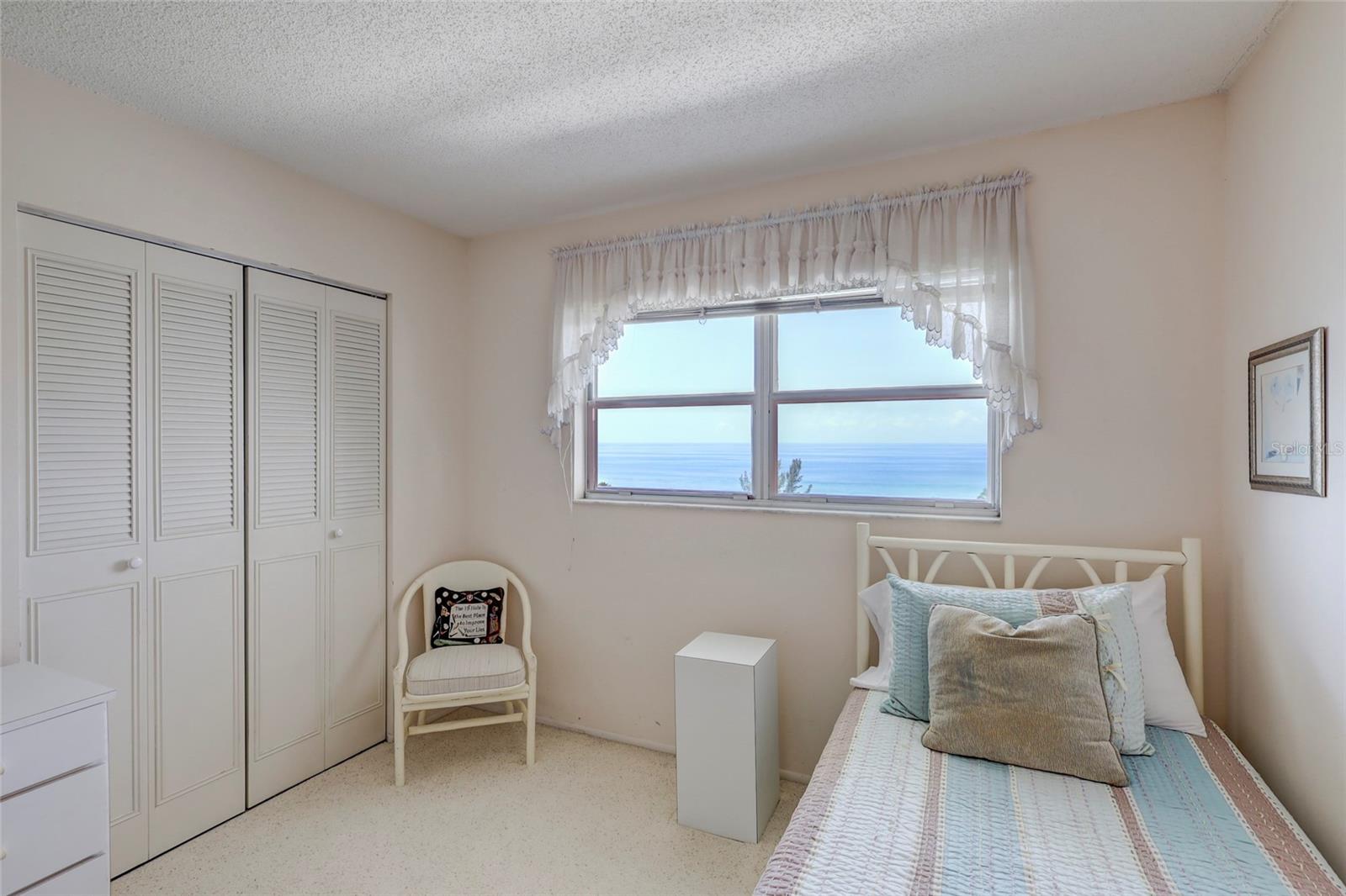 POINTE ON MIDNIGHT PASS - Residential